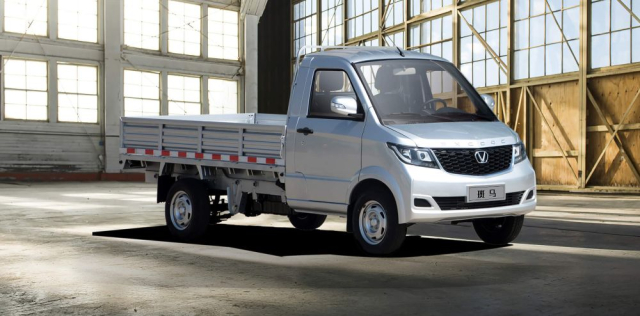 Roman Mikulášek  vRoman MikulášekRoman MikulášekRoman MikulášekRoman MikulášekRoman MikulášekRoman Mikulášek